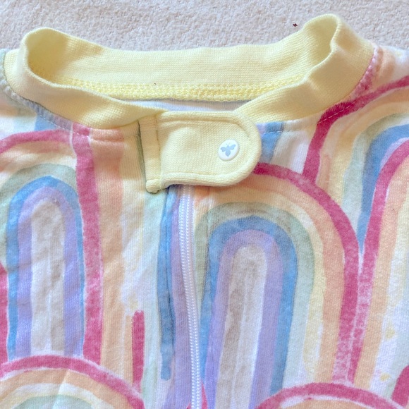 Burt’s Bees Baby Rainbow Footie Pajamas Sleeper 100% Organic Cotton 24 months 🌈 - Picture 2 of 6
